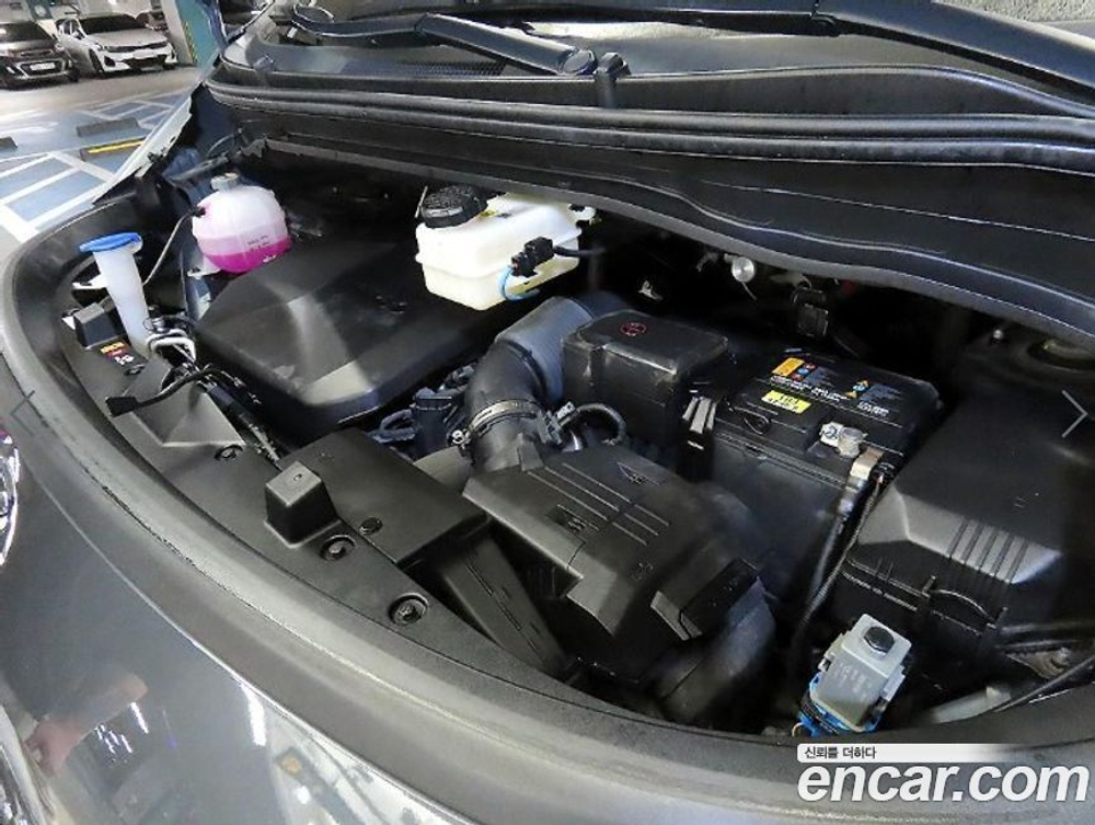Hyundai Staria Cargo 3-х местный (09.2021)