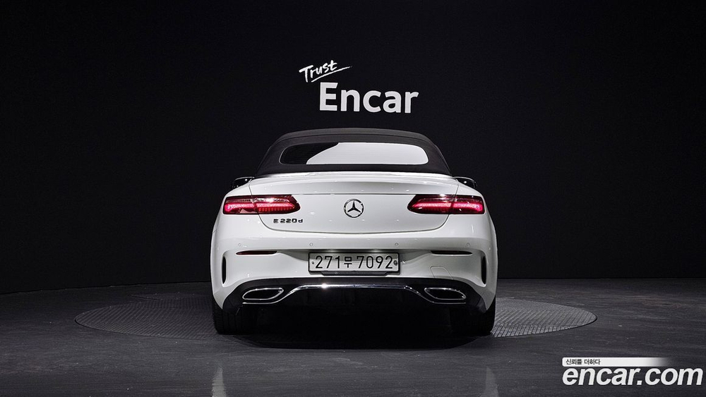 Mercedes-Benz E-Class W213 E220d Cabriolet (10.2019)