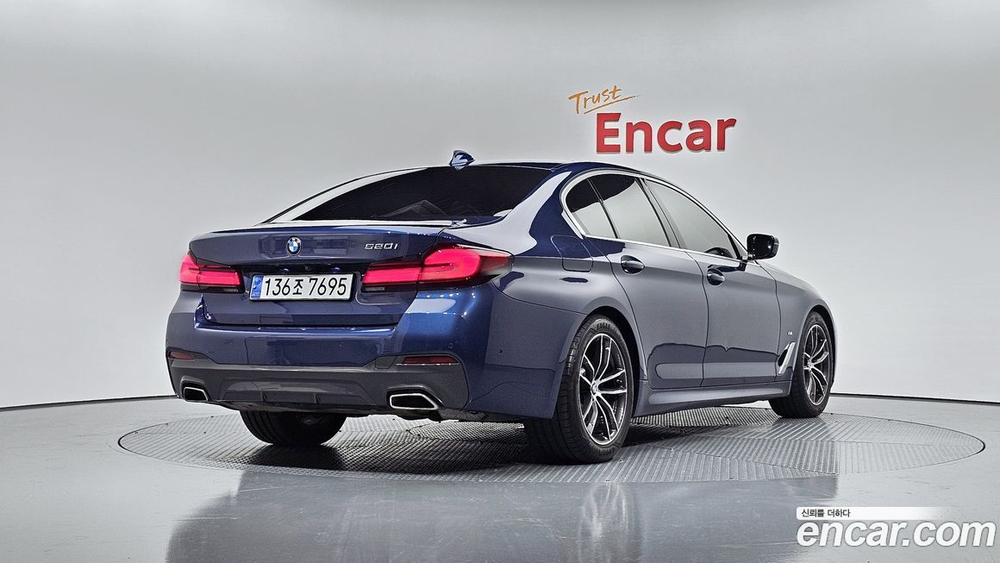 BMW 5 Series (G30) 520i M Sports (11.2020)