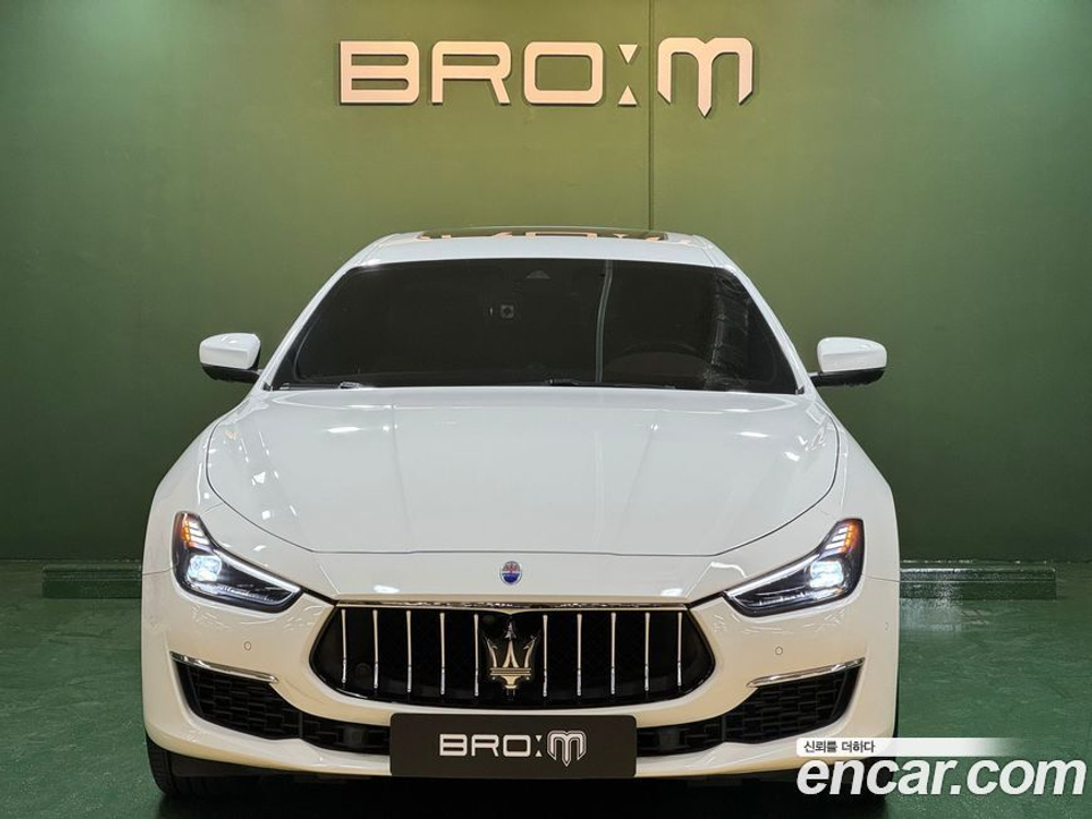 Maserati Ghibli 3.0S Q4 GranLusso (12.2020)