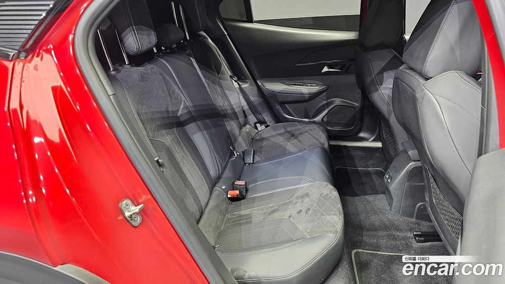 Peugeot 2008 2 Generation 1.5 BlueHDi GT Line (06.2020)