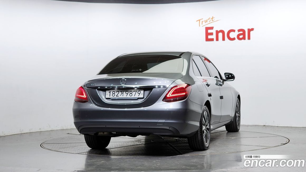 Mercedes-Benz C-Class W205 C200 (10.2019)