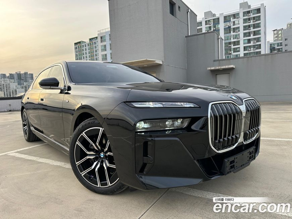 BMW 7 Series (G70) 740d xDrive M Sports (09.2023)