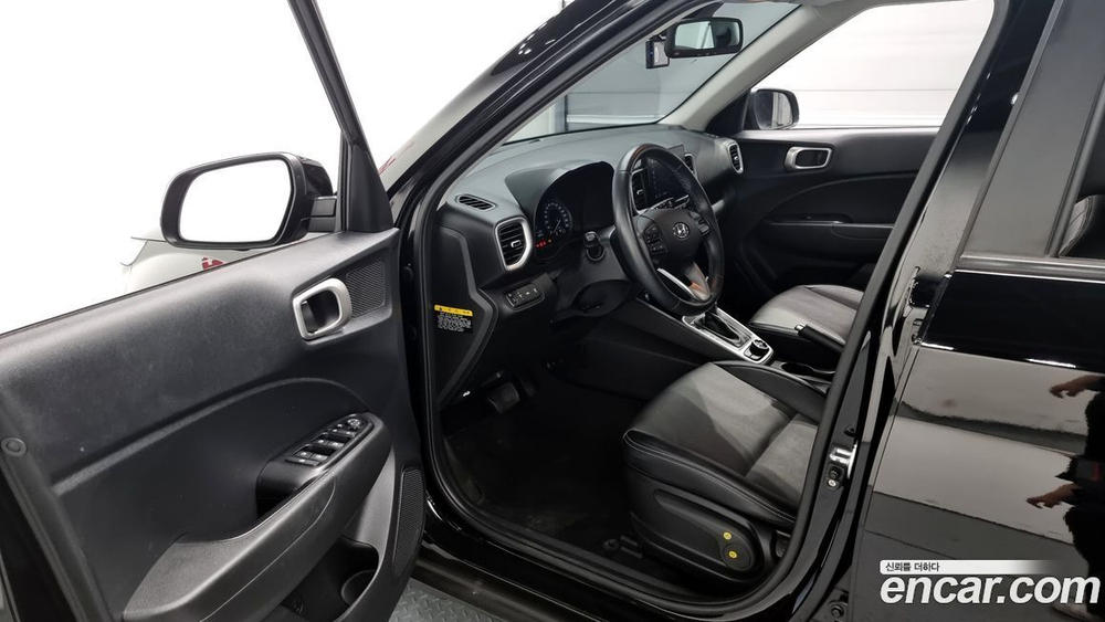 Hyundai Venue 1.6 Modern (06.2020)
