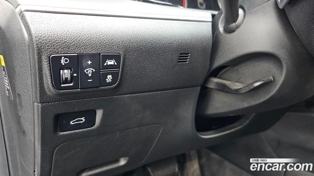 Kia K5 (Optima) 3 Generation 2.0 (02.2020)
