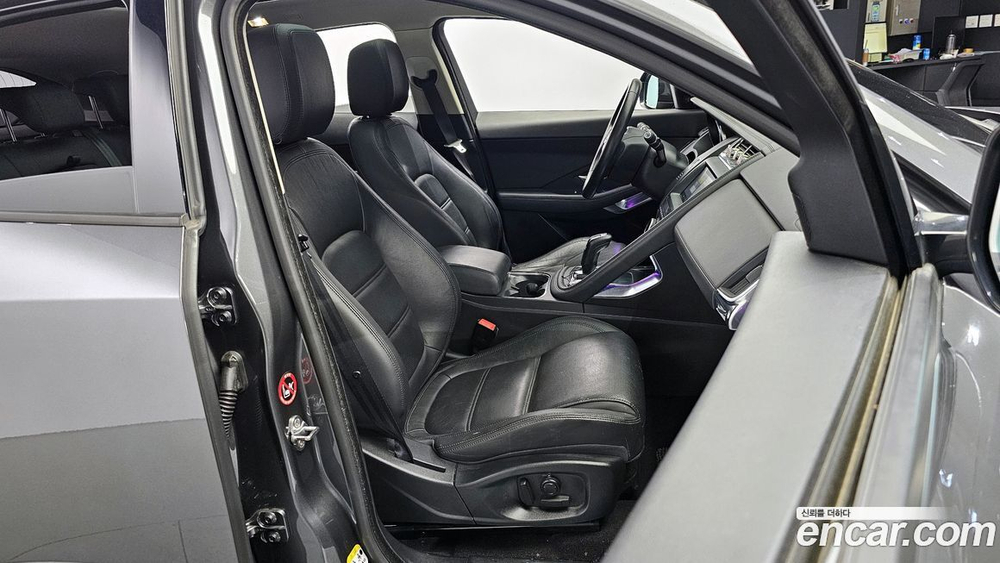 Jaguar E-PACE D180 S (12.2019)