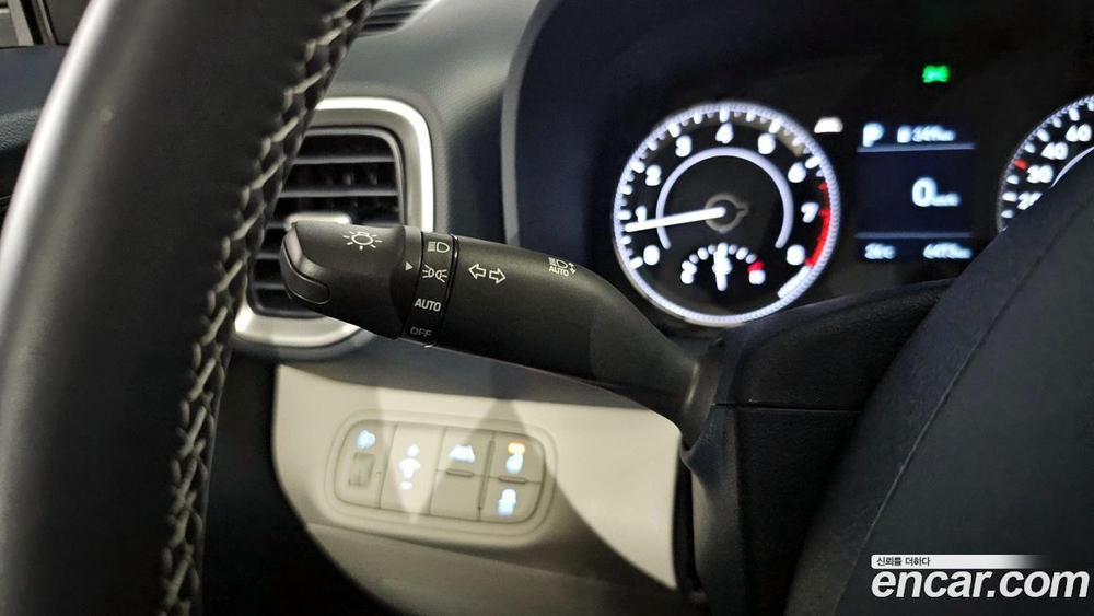 Hyundai Venue 1.6 Fluxe (12.2021)