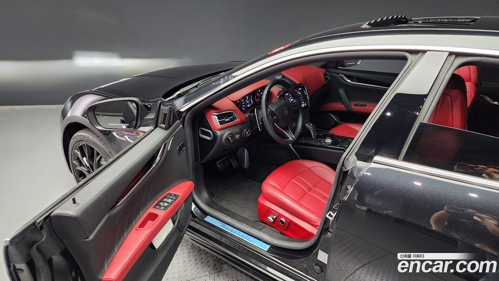Maserati Ghibli 3.0 모데나 (06.2022)