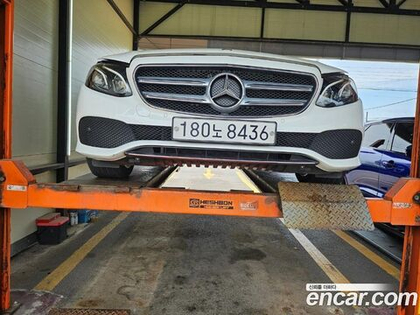 Mercedes-Benz E-Class W213 E300 Avangarde (09.2019)
