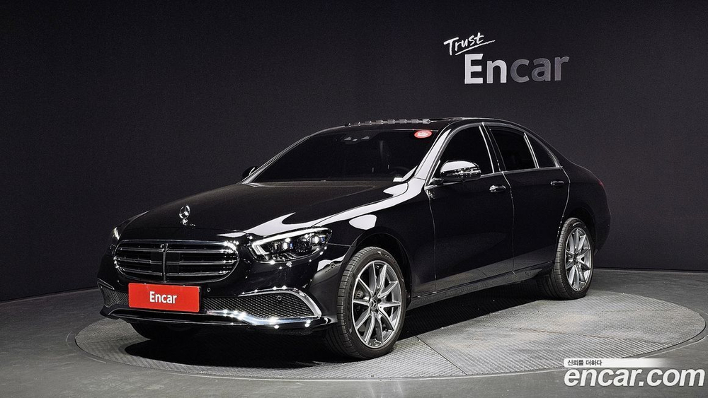 Mercedes-Benz E-Class W213 E300e 4MATIC Exclusive (03.2022)