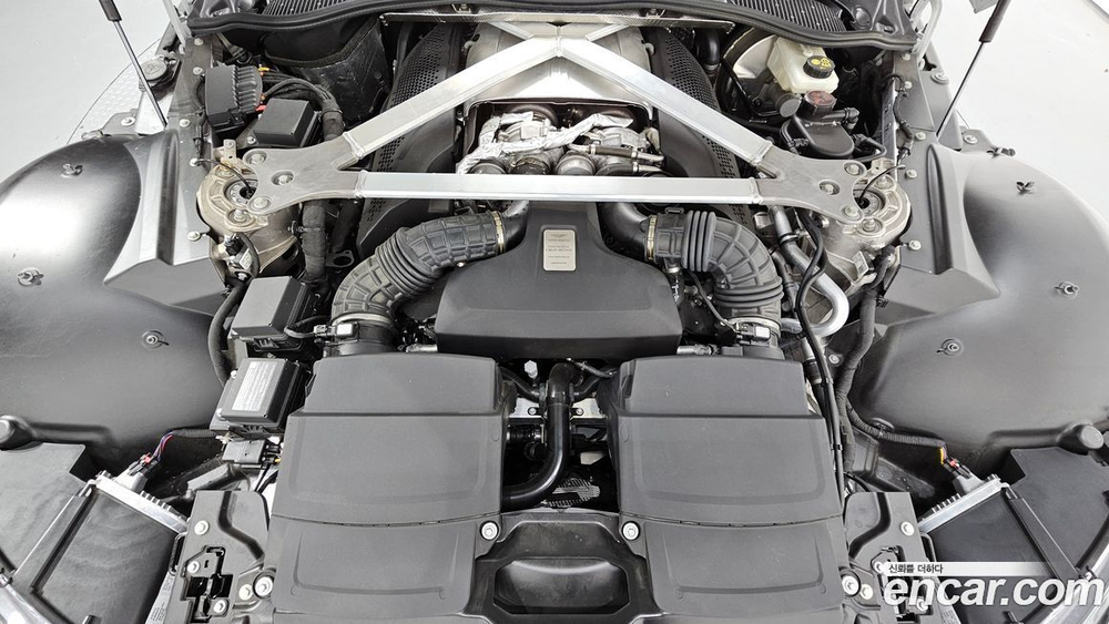 Aston Martin Vantage 2 Generation 4.0 V8 Coupe (03.2023)