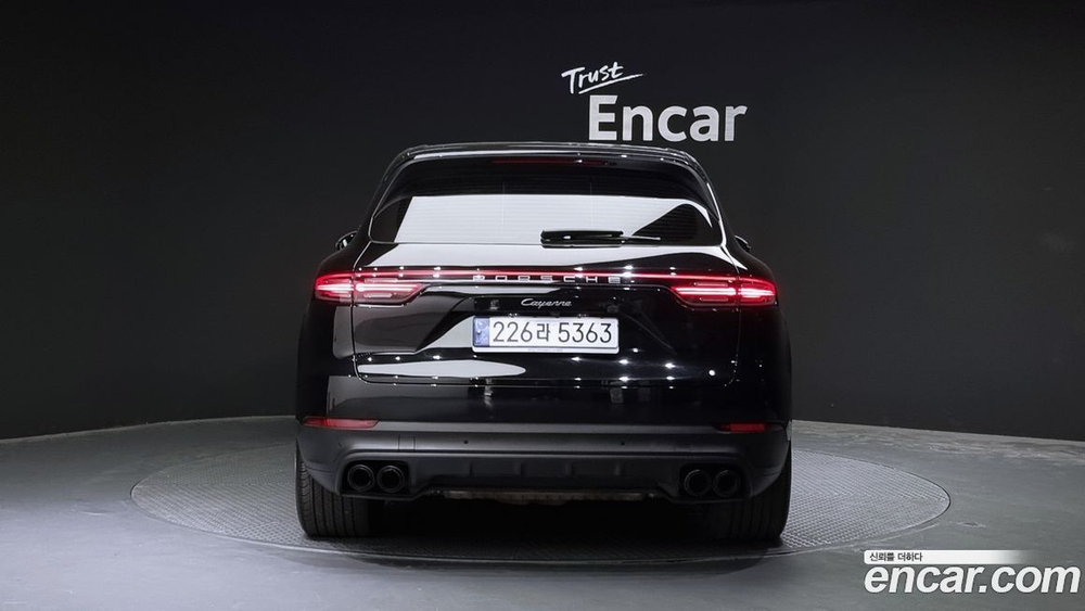 Porsche Cayenne (PO536) 3.0 Platinum Editions (05.2023)
