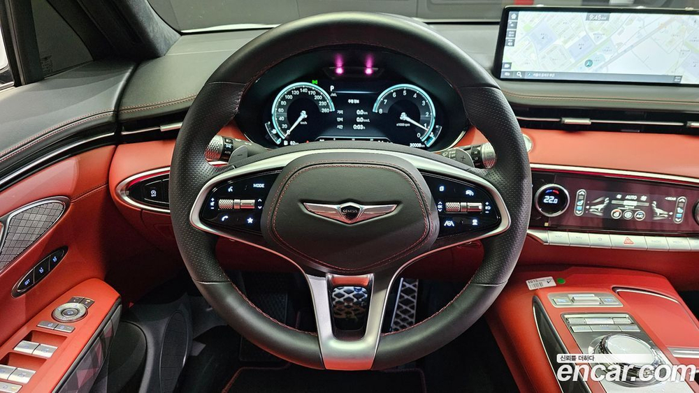 Genesis GV70 2.5T Бензин 2WD (04.2022)