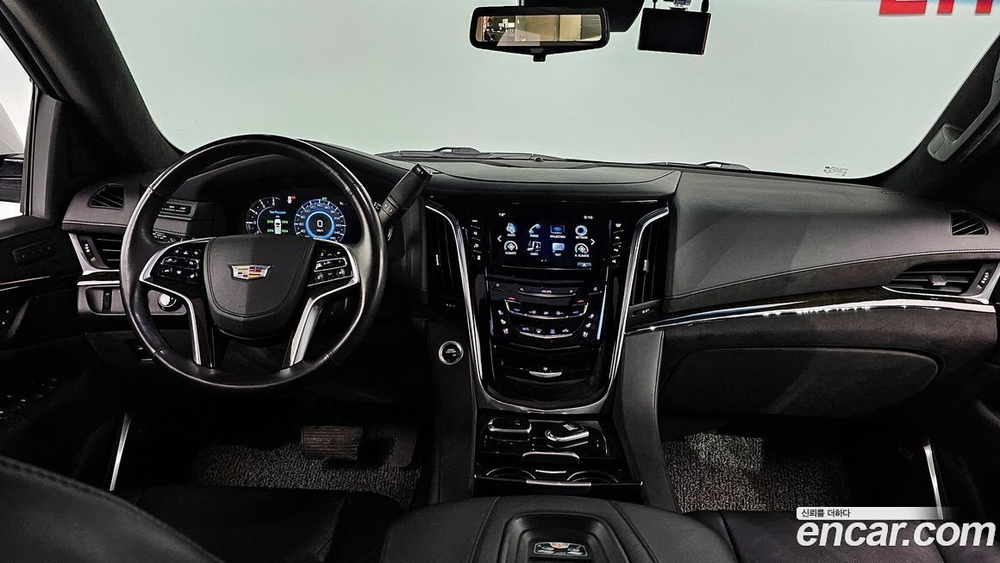 Cadillac Escalade 6.2 (12.2019)