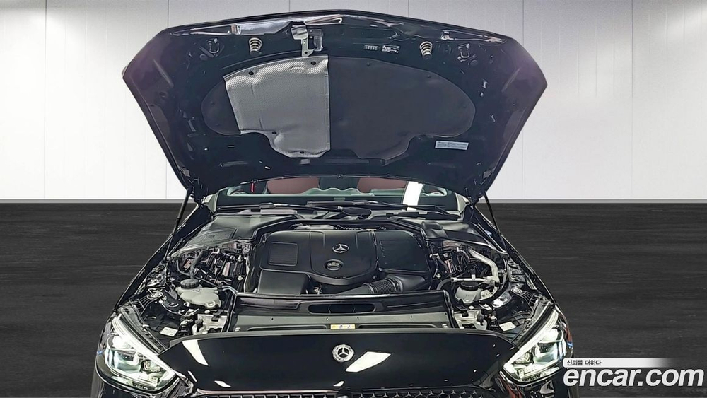 Mercedes-Benz C-Class W206 C300 4MATIC AMG Line (12.2023)