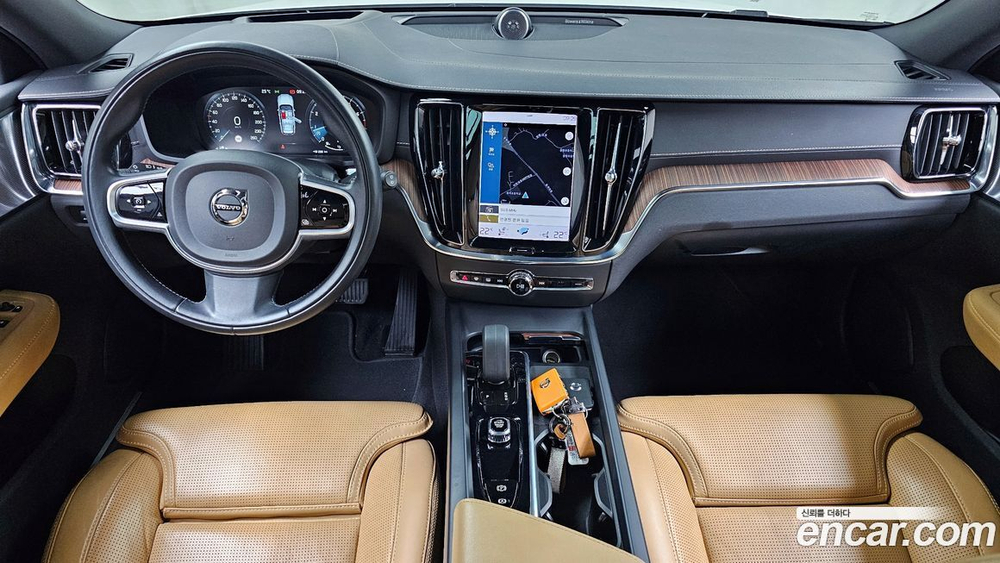 Volvo V60 Cross Country 2 Generation B5 Pro AWD (12.2021)