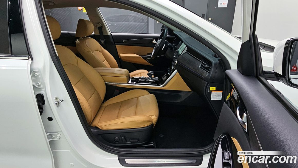 Kia K7 (Cadenza) Premier Hybrid Noblesse (06.2020)