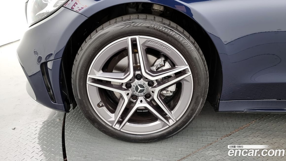 Mercedes-Benz C-Class W205 C200 AMG Line (05.2021)