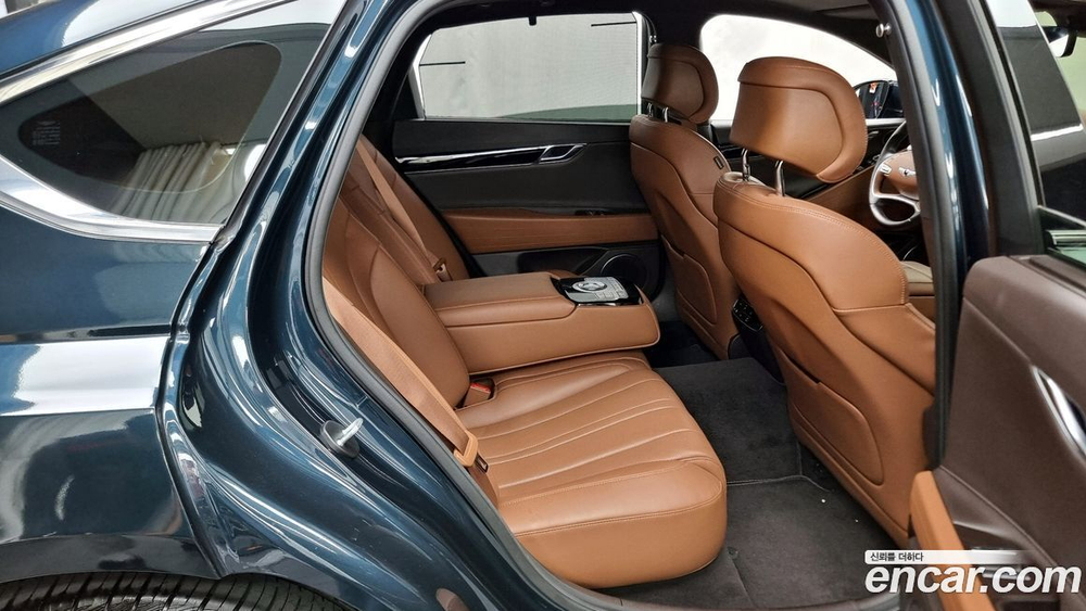 Genesis G80 (RG3) Бензин 2.5 Turbo 2WD (08.2020)