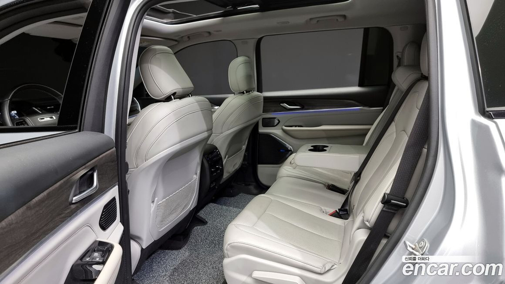 Jeep Grand Cherokee (WL) L 3.6 Overland (12.2021)