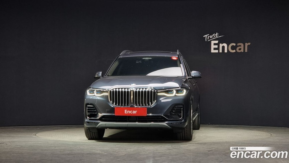 BMW X7 (G07) xDrive 40d Design Pure Excellence 7-и местный (05.2022)