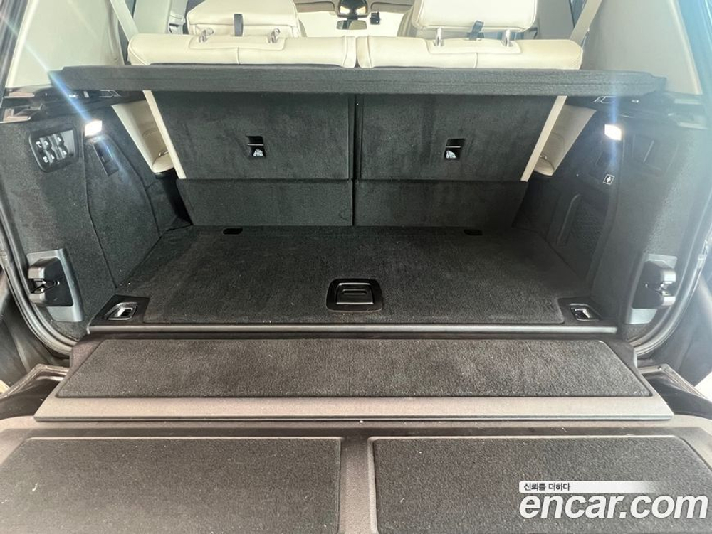 BMW X7 (G07) xDrive 40i Design Pure Excellence 6-и местный (01.2022)
