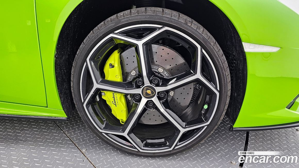 Lamborghini Huracan LP610-2 에보 Spider (11.2022)