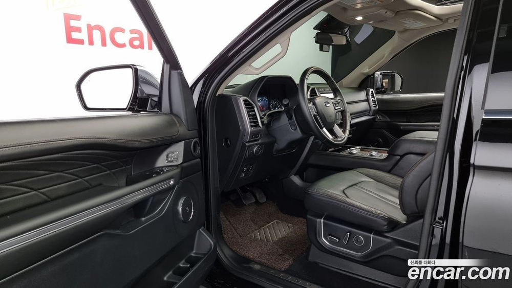 Ford Expedition Platinum 4WD (03.2022)