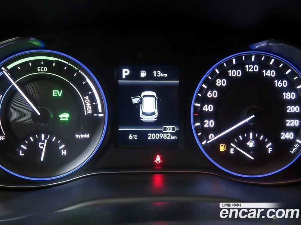Hyundai KONA Hybrid Smart Special (12.2019)