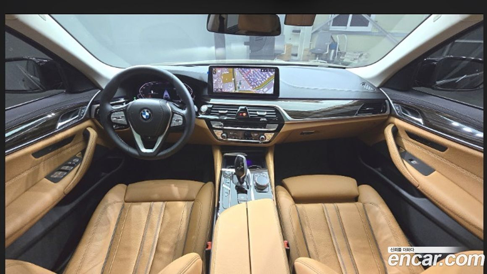 BMW 5 Series (G30) 520i Luxury (05.2023)