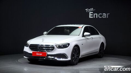 Mercedes-Benz E-Class W213 E300e 4MATIC Exclusive (08.2021)