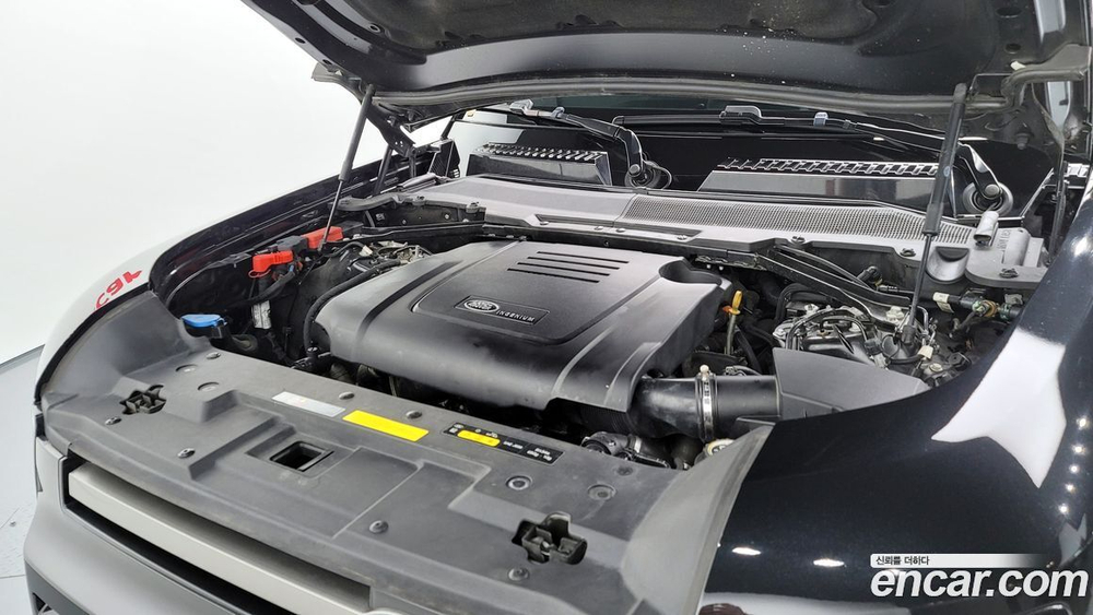 Land Rover Defender (L663) 110 P300 X-Dynamic SE (08.2021)