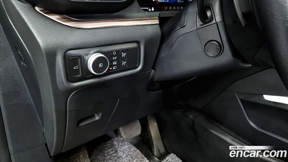 Ford Explorer 6 Generation 2.3 Limited 4WD (01.2020)
