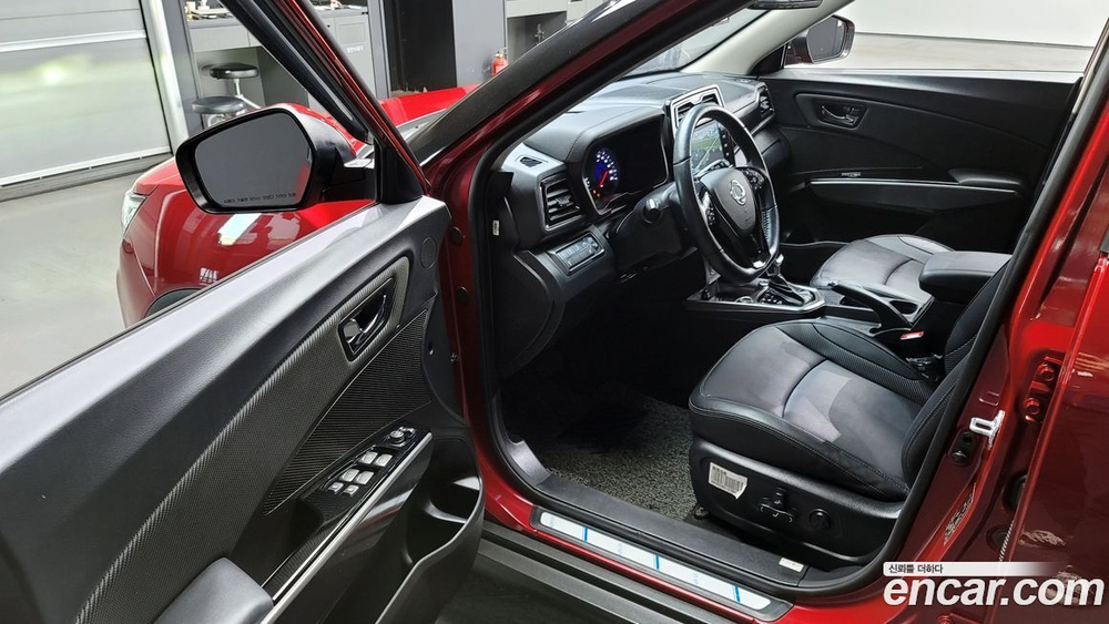 KG Mobility (Ssangyong) Very New Tivoli Бензин 1.5 2WD (09.2019)