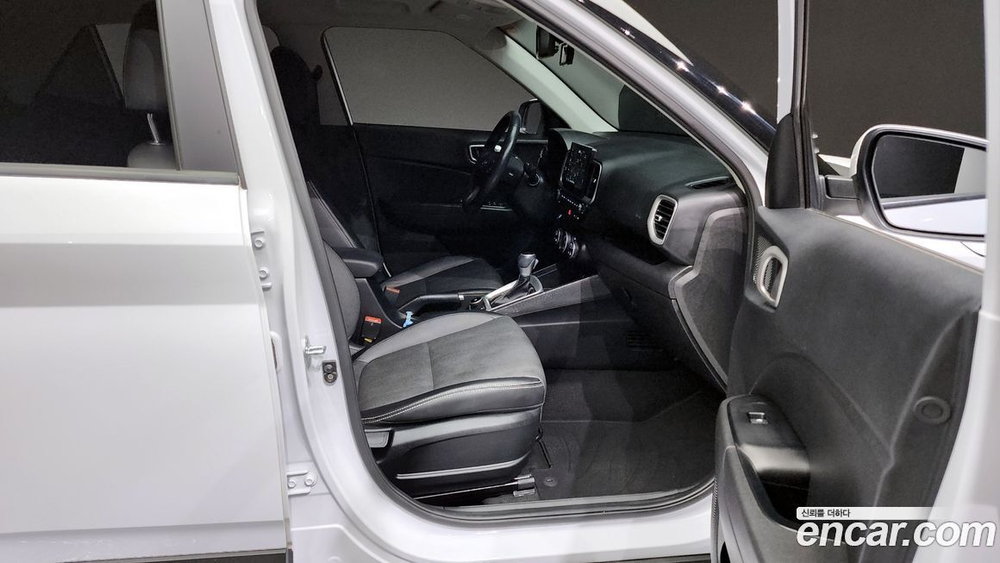 Hyundai Venue 1.6 Modern (05.2020)