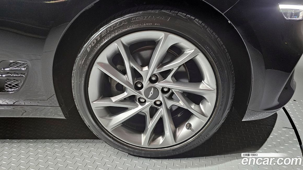 Genesis The New G70 Бензин 2.0T 2WD (03.2022)