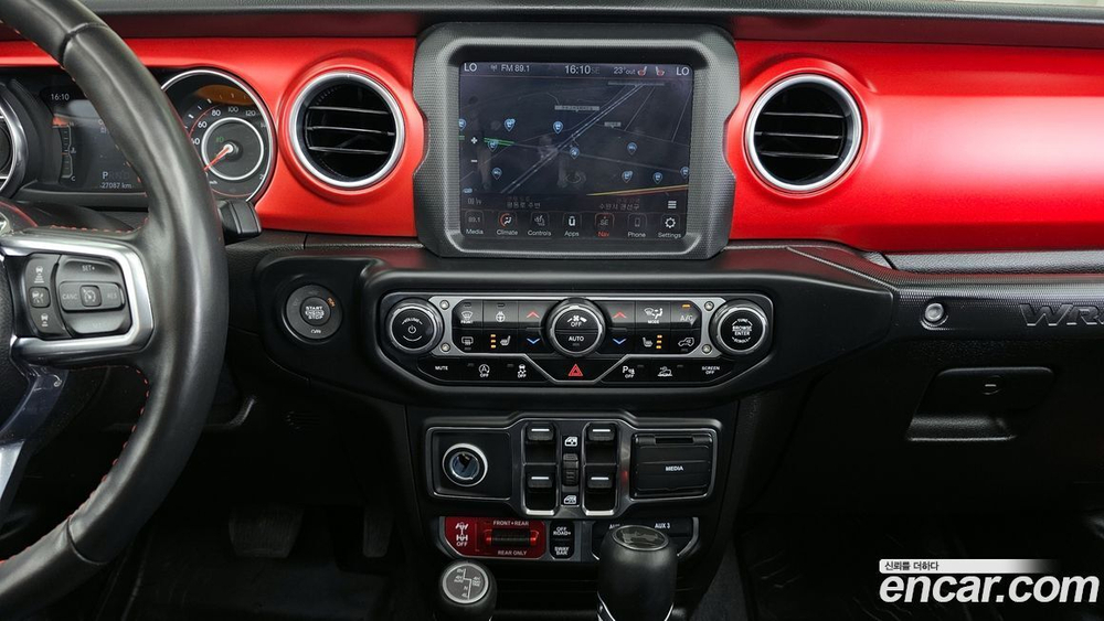 Jeep Wrangler (JL) 2.0 Rubicon Power Top 4 двери 나초에디션 (07.2021)