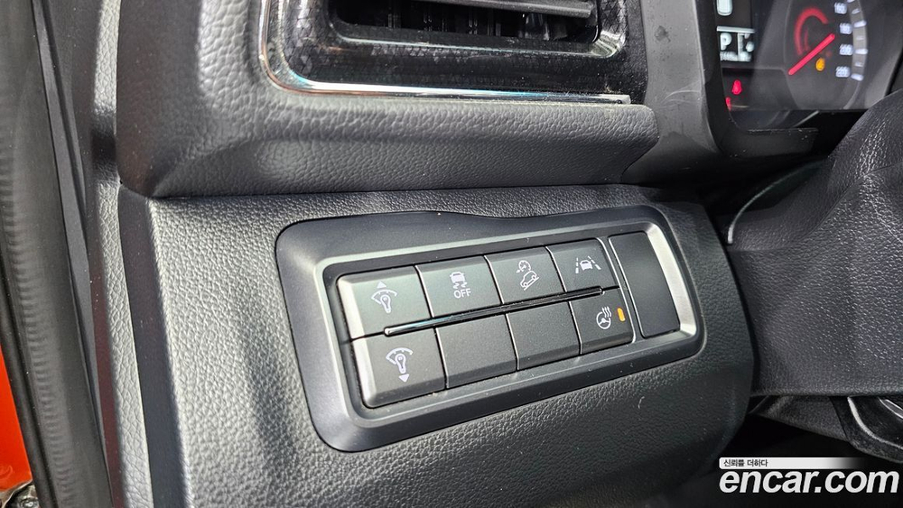 KG Mobility (Ssangyong) Very New Tivoli Бензин 1.5 2WD (06.2020)