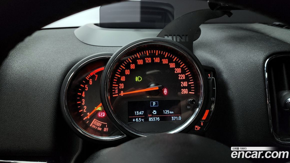 Mini Cooper Countryman HIGH (08.2019)