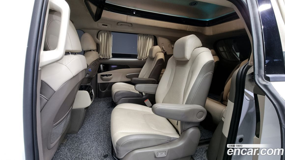 Kia Carnival (Sedona) 4 Generation 9-и местный High Limousine (09.2022)