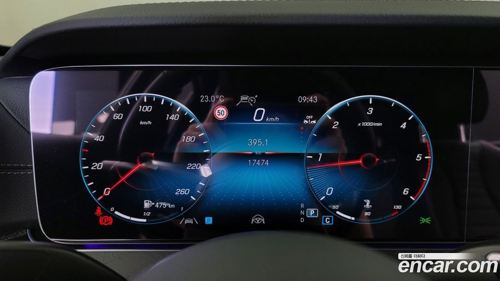 Mercedes-Benz E-Class W213 E220d 4MATIC AMG Line (01.2022)