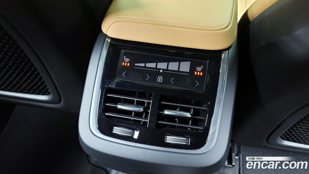 Volvo XC60 2 Generation B5 Ultimate Bright (08.2023)