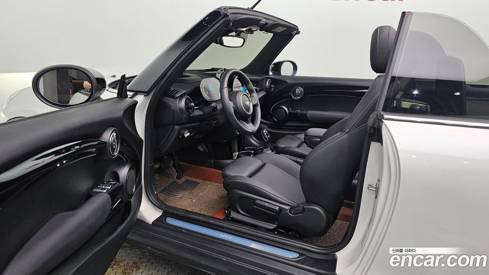 Mini Cooper Convertible Classic (06.2023)