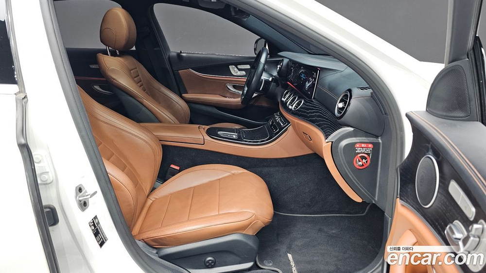 Mercedes-Benz E-Class W213 E220d 4MATIC AMG Line (10.2020)