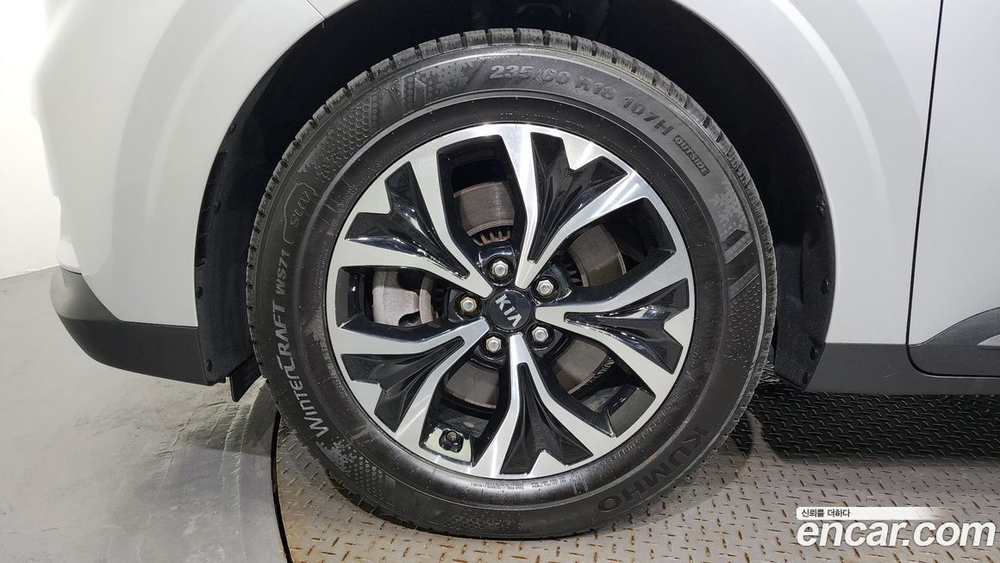 Kia Carnival (Sedona) 4 Generation 9-и местный Prestige (11.2020)