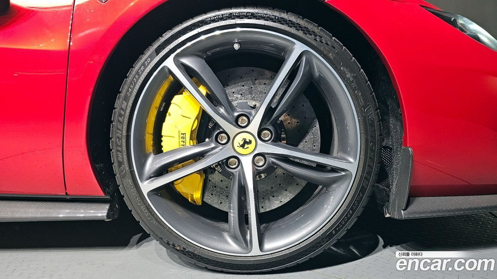 Ferrari 296 GTB 3.0 V6 (06.2023)