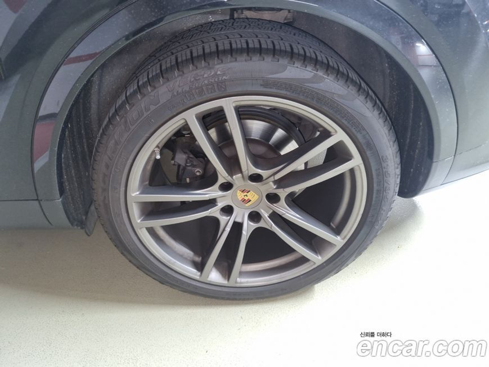 Porsche Cayenne (PO536) 3.0 Coupe (04.2021)