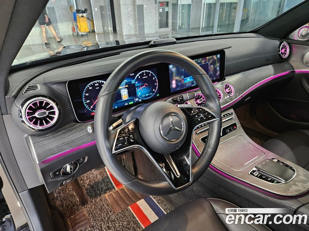 Mercedes-Benz E-Class W213 E350 4MATIC Avangarde (08.2022)
