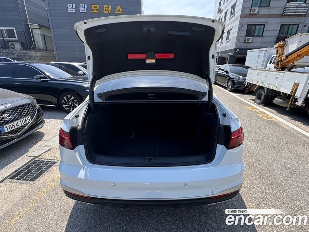 Audi A4 (B9) 40 TFSI Premium (06.2020)