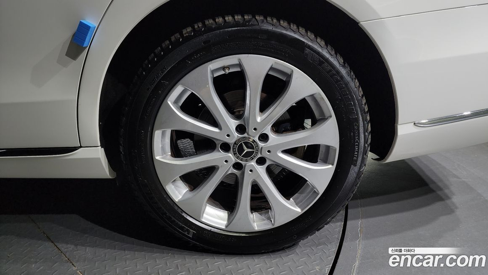 Mercedes-Benz E-Class W213 E220d 4MATIC Exclusive (07.2020)